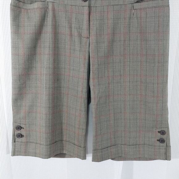 NWOT! LANE BRYANT! BLACK/WHITE/RED MICROPLAID KNEE LENGTH WALKING SHORTS! SZ 16 - Picture 4 of 9